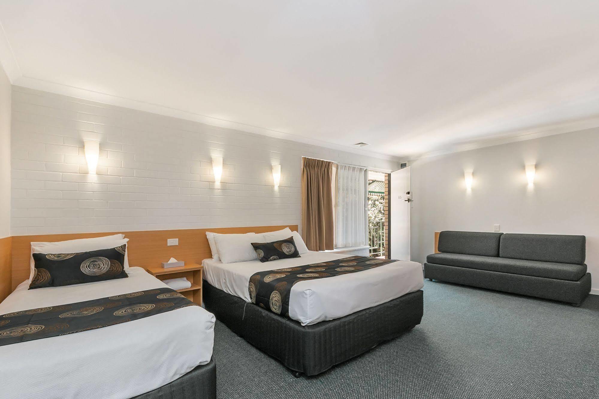 Flag Motor Lodge Perth Luaran gambar