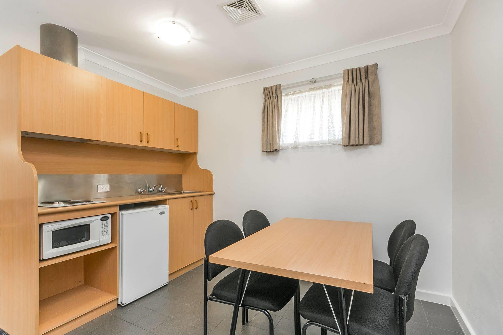 Flag Motor Lodge Perth Luaran gambar